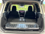 普段のお買い物や通勤、送迎等に十分な荷室スペースを確保しております。セカンドシートを倒すと、大きな荷物の積載も可能です♪