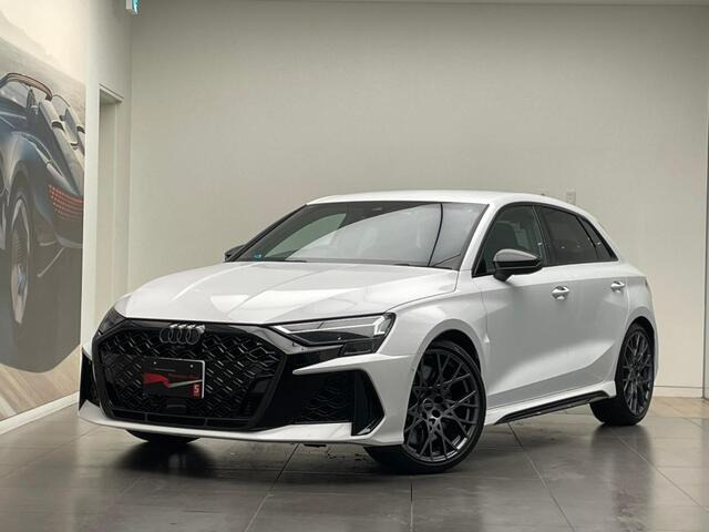 RS3スポーツバック 2.5 4WD 