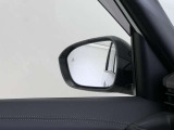 【ブラインドスポットモニター】車線変更時などに隣車線の死角にいるに車を検知してくれます。併せて目視もしましょう!