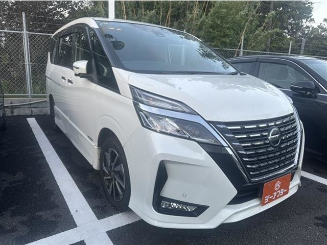 セレナ 2.0 ハイウェイスターV 禁煙車 ナビ 地デジ 全方位カメラ
