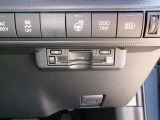 ETC車載器を装備しています。高速道路の料金所もストレスなく通行できます。すっきりとしたビルトインタイプですよ。
