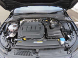 2000cc、直列4気筒DOHC16バルブディーゼルターボエンジン