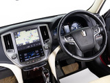 使いやすさや安全性を追求したステアリング周り!高級車ゆえにスイッチ類が多いのも特徴ですね!考え尽くされた配置ですぐに使いこなす事が出来ますのでご安心下さい!是非、体感してみて下さい!!