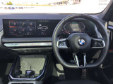 車両の詳細、ご質問につきましては、営業スタッフまでお気軽にご連絡下さいませ。遠方のお客様には実車の詳細動画送信も承ります。お問合せをお待ち致しております。
