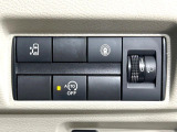 【パワースライドドア】スマートキーや運転席のスイッチでスライドドアの開閉が可能♪電動だから力を入れてドアを開ける必要が無く、小さいお子様でも、重い荷物を持っている時もラクに開け閉めできます♪