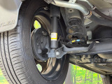 お車を安心してお乗りいただく為には、足回りの定期点検が欠かせません。サービスサポート(有償保証)では無料点検もご提供しており、安心のカーライフをお過ごしいただけるサポート体制が整っています。