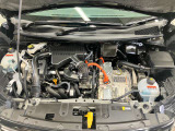 エンジンルームもクリーニング済みできれいですよ。日産の整備士がしっかりと丁寧に点検していますので安心してお乗りいただけます