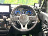 【純正革巻きステアリング】上質な革を使用することで、手にしっかり馴染みとても運転しやすいハンドルです♪