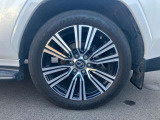 【GLIONグループ GSQUARE】の車輌をご覧頂き、誠にありがとうございます。お客様にピッタリなお車を弊社スタッフがご案内させて頂きます。