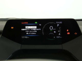昼間でも夜間でも、くっきり見やすい、高質感メーターです。