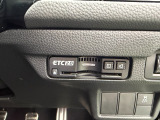 ETC2.0付!高速道路のご利用時にとても便利。ETCカードを差し込むだけで料金所での現金支払いが不要となるだけでなく、さまざまなサービスが追加され快適に高速道路の移動ができますよ♪