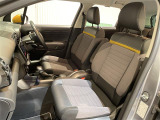 ◆LIBERALAは、輸入車選びの新たなスタイルを提案するインポート・セレクト・ブランドです。オーナー様となる方がクルマから直接感じる感性を第一にした、最良の一台との出会いをコーディネートいたします。