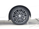 タイヤサイズ(225/45R18)です。