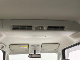【サーキュレーター】エアコンの風を後部座席まで届けてくれ、広い車内空間でも素早く快適な温度になります♪真夏や真冬に便利な機能です。