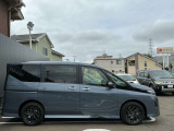 『サイドシルエット』運転席側写真になります。