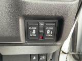 スライドドアは両側電動になります♪開閉の操作は運転席から出来ます!