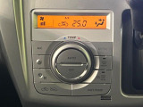 【オートライト】周りの明るさに応じて自動でヘッドライトの点灯・消灯ができる機能です!ライトの付け忘れ・消し忘れなどが無くなり、雨の日や夕方の走行も安心!トンネル通過時も便利ですね♪