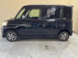 お求めやすいい価格帯のお車ですが状態重視で仕入れを社長自ら行っております。
