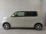 オプションになりますが、ボディーコーティングもご用意しております。新車の輝きに近づき、洗車などのお手入れも楽になりますよ。