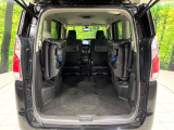 普段のお買い物や通勤、送迎等に十分な荷室スペースを確保しております。セカンドシートを倒すと、大きな荷物の積載も可能です♪