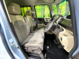 運転席シート廻りは使用感も少なく、良好な状態となっています。丁寧に使われていたことがよくわかりますね。