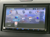 地デジやFM・AM、Bluetoothなど、複数の音源が画面に表示されます。使いたい項目を一覧から選べるため、気分や場面に合わせて音楽やラジオを楽しめます。