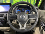 【ステアリングスイッチ】運転中、前方から目線をそらすことなく、オーディオ等の操作が可能な便利機能!安心&快適なドライブを演出してくれます♪