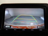 バックガイドモニターで、後方を確認しながら安心して駐車することができます。運転初心者も熟練者も必須の機能ですよ!