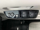 パワーウィンドウ付き☆運転席で全部の窓を開閉することが可能!!
