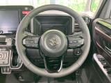 【純正革巻きステアリング】上質な革を使用することで、手にしっかり馴染みとても運転しやすいハンドルです♪