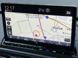 ホンダ純正11インチインターナビは画面が大きくて見やすいですよ〜(^^♪フルセグ対応でCD録音やDVD、Bluetoothにも対応してますよ(^^)/