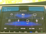 オーディオのメニュー画面から、音楽やラジオなどの項目を選択できます。用途に応じて画面上で切り替えられるため、乗車中に使いたいメディアを探しやすいのが便利です。