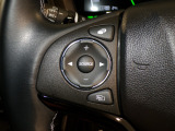 【ステアリングリモコン】ステアリングにオーディオ調節可能なスイッチが装備されていますので運転中でも視線をそらさずにオーディオの調節が可能です!