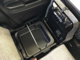 工夫を凝らした収納。限られたスペースを活用しています。