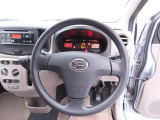 愛知ダイハツではお車をご購入頂いた後が本当のお付き合いのスタートだと思っています。 ですので定期点検や車検もお得なパックをご用意してお客様に頼りにされるダイハツディーラーを目指しています☆