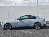 ご納車前には、BMWを熟知したメカニックによる100項目の点検・整備を行います。不具合箇所、交換時期に達している部品に関しましては、全て当社負担で交換してからのご納車となります。