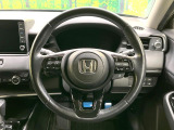【ホンダセンシング】走行中に前方の車両等を認識し、衝突しそうな時は警報とブレーキで衝突回避と被害軽減をアシスト。より安全にドライブをお楽しみいただけます。