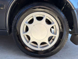 純正ホイール205/60R15♪ノーマルタイヤ装着車♪各種アルミホイールや、スタッドレスタイヤも取扱いしております。是非ご相談ください♪