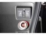 運転席の操作でオートスライドドアが開閉します!同乗者に優しく!とっても便利な機能です!