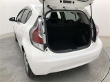 「使ってバック・・カードのポイントで月々の負担を軽減」。車種・年式によっては、対象外の車もあります。