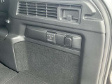 トランクルーム内にも電源取れます