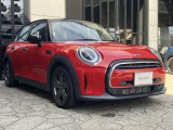 車両の詳細、ご質問につきましては、弊社営業スタッフまでお気軽にご連絡下さいませ。遠方のお客様には実車の詳細画像送信も承ります。お客様からのお問合せをお待ち致しております。