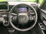 【ステアリングスイッチ】運転中、前方から目線をそらすことなく、オーディオ等の操作が可能な便利機能!安心&快適なドライブを演出してくれます♪