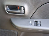 お車のご納車は待ち遠しいもの。1日でも早くご納車が出来るよう、整備拠点と販売店を結ぶ輸送ラインを確立しております。