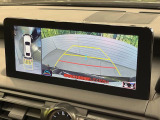 【パノラミックビューモニター】専用のカメラにより、上から見下ろしたような視点で360度クルマの周囲を確認することができます☆死角部分も確認しやすく、狭い場所での切り返しや駐車もスムーズに行えます。