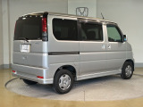 ご納車までの期間ですが、県内のお客様は1、2週間、県外のお客様は2、3週間ほどでご納車が可能となります。ただし、お支払いや書類の状況によっては多少の前後もありますので、その際には何卒ご了承下さい。