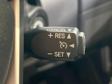 【クルーズコントロール】高速道路もラクラク走行。アクセルを離しても一定速度で走行ができ、長距離運転時の負担を軽減!加速・減速も簡単なスイッチ操作で調整できます。