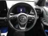 各操作スイッチなどもハンドルから手を放すことなく操作可能で安全運転に支援いたします!