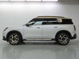 MINIオーナーのために設計されたオリジナルのMINI自動車保険がございます。車のことは全ておまかせください。