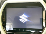 【メーカー純正ナビ】インテリアに溶け込むスタイリッシュな「専用設計」メーカーナビを装備♪視認性や操作性など基本性能にも優れ、より上質なカーライフをお楽しみいただけます。